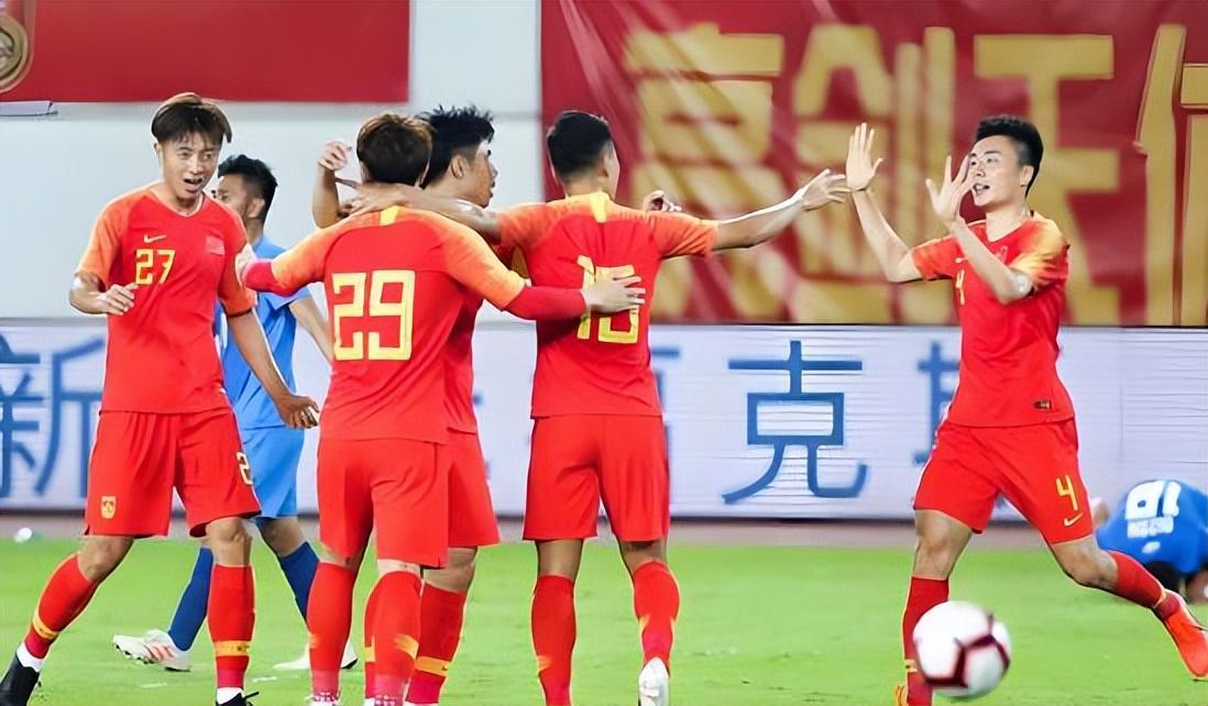 开云真人-U23国足将死磕乌兹别克，两位王牌或以奇兵身份出战，迎赛事首秀