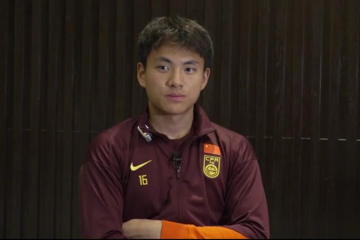 开云官网-李昊：成功需一步步脚踏实地，指挥防线是门将的本职工作